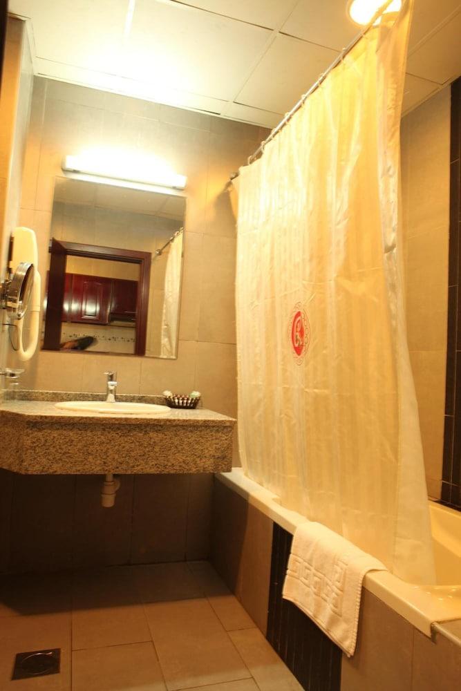 Ramee Rose Hotel Apartments Abu Dhabi Luaran gambar